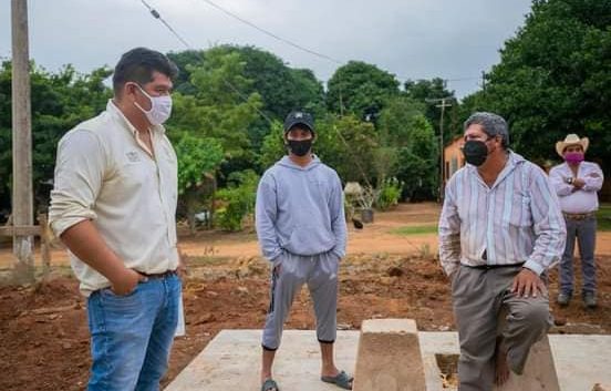 Supervisa el alcalde Cuitláhuac Condado Escamilla, las obras que se realizan en las comunidades de Nuevo Órgano y Apaxta