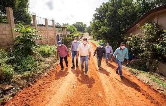 Seguimos en la Ruta Correcta y con todo el compromiso de ser generadores de cambios profundos en la vida de las familias de Acayucan, aseguró el alcalde Cuitláhuac Condado Escamilla