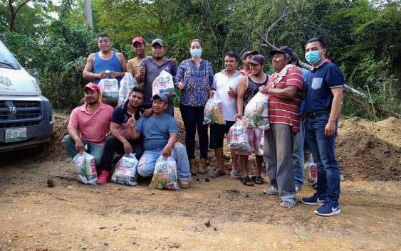 Yuleana Sánchez Carrillo, presidenta del DIF municipal, continua trabajando arduamente con el programa Apoyo Alimentario