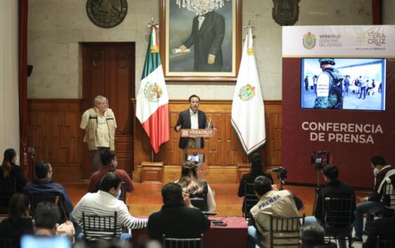 Gobernador Cuitláhuac García pide compromiso para llegar a semáforo verde y regresar a clases presenciales