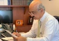 RICARDO AHUED, TITUBEANTE