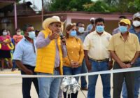 Fredy Ayala, inaugura calle en El Progreso Mixe