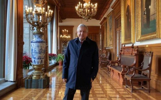 AMLO libra ‘cuesta de enero’ y llega a febrero con 61% de aprobación