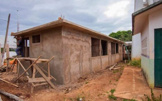 Llevan a cabo la construcción de oficinas de la sub agencia municipal de San Miguel