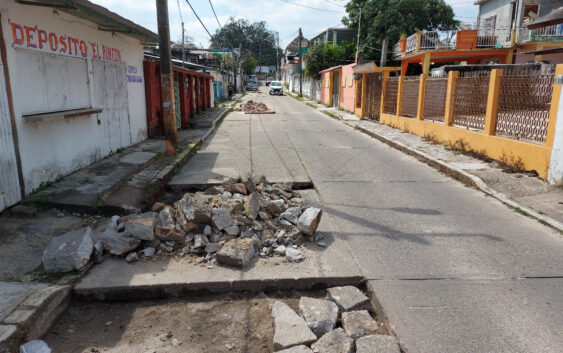 Realiza Ayuntamiento mantenimiento de calles en la Gravera