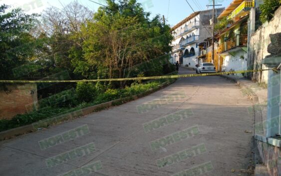 Disparan a un masculino por defender a su hijo en Papantla