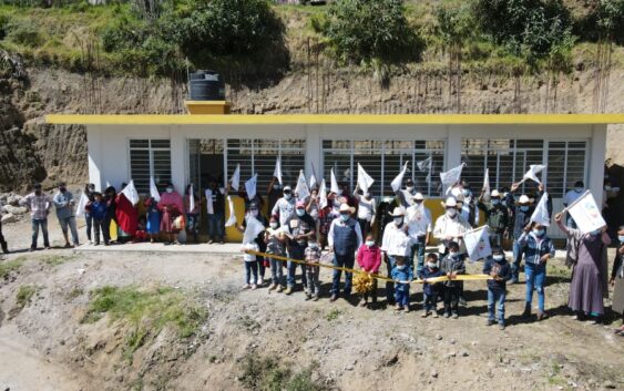 Benefician a la comunidad Asoleadero con comedor popular