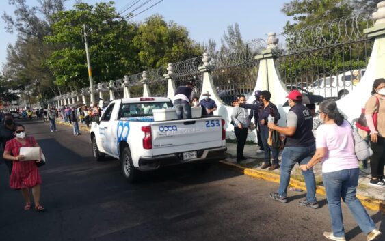 Apoyan autoridades de Boca del Río a vacunar contra el Covid