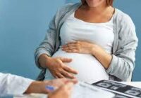 Si estoy embarazada, ¿corro más riesgos a causa del COVID-19?