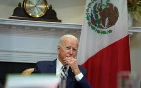 EU tratará a México “como un igual”, dice Biden a AMLO en primera reunión virtual