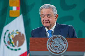 AMLO anuncia descubrimiento de campo petrolero “muy grande, grande, grande” en Tabasco