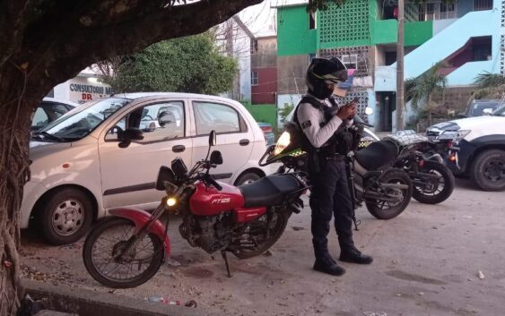 Recupera Policía Vial motocicleta con reporte de robo