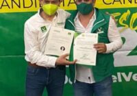 Marcos Isleño recibió constancia como candidato a la alcaldía de Medellín Marcos Isleño recibió constancia como candidato a la alcaldía de Medellín