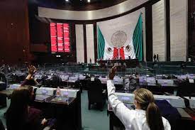 Senadores aprueban en lo general la Ley de Hidrocarburos