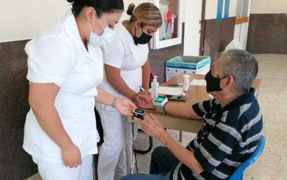 BRINDA IMSS VERACRUZ SUR ATENCIÓN OPORTUNA DE DERECHOHABIENCIA