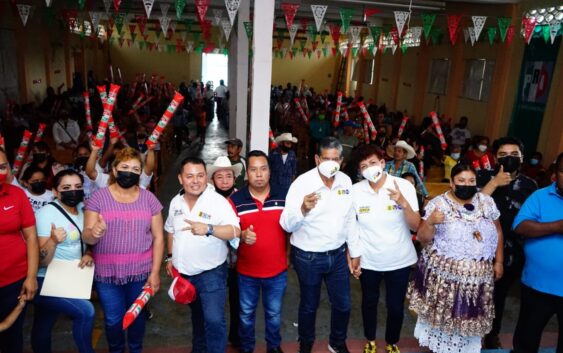 Se consolida la alianza PAN, PRD, PRI con Fernando Ochoa