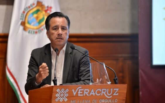 Presenta gobernador Cuitláhuac Estrategia de Vacunación Masiva contra COVID-19