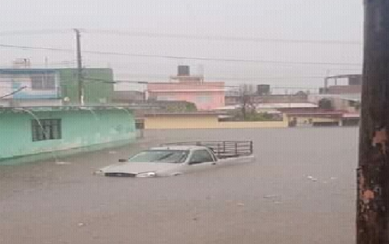 14 municipios de Veracruz presentan afectaciones por Frente Frío 56