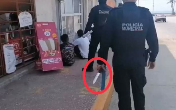 Detienen a 7 jóvenes en Villa Allende con arma blanca y vehículo robado.