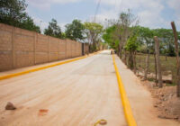 Concluyen trabajos de construcción de pavimento en la calle Felipe Ángeles del municipio de Acayucan