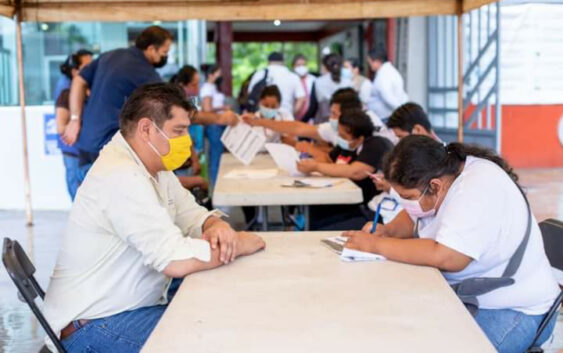 El gobierno municipal de Acayucan sumó esfuerzos para apoyar con la logística al gobierno federal para la vacunación contra el COVID-19