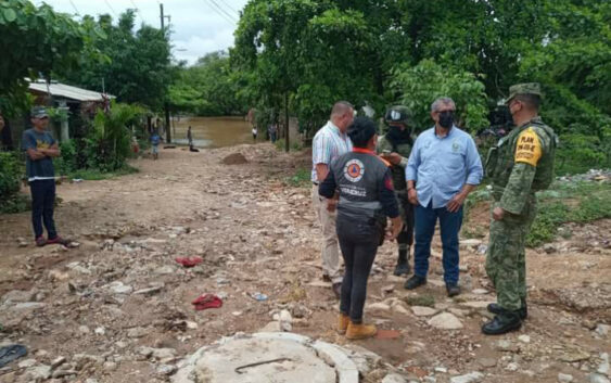 INTENSAS LLUVIAS, PROVOCAN INUNDACION EN COLONIA ZAPATA , EN CIUDAD ISLA, DEJANDO A FAMILIAS AFECTADAS.