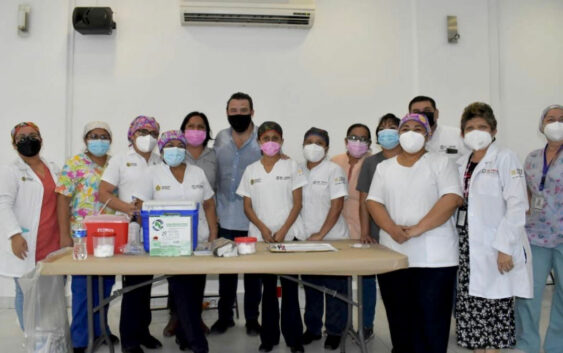 Personas de 40 y más de Cosoleacaque ya fueron vacunadas