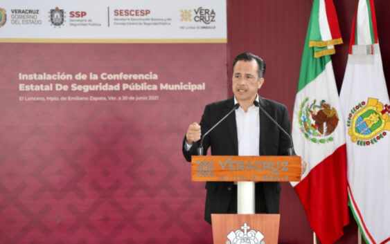Instala gobernador Cuitláhuac García la Conferencia Estatal de Seguridad Pública Municipal