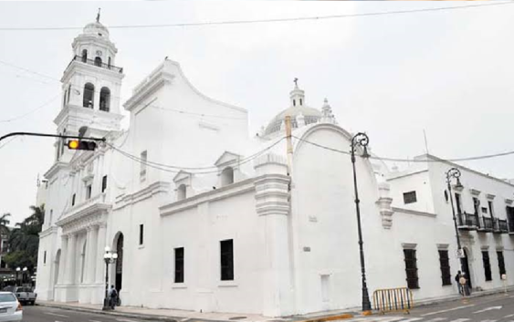 INAH frena peatonalización de Independencia, ahora se iluminará Catedral de Veracruz y edificio Trigueros: Alcalde FYM