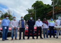 Ayuntamiento de Minatitlán sanitiza transporte público contra la COVID-19