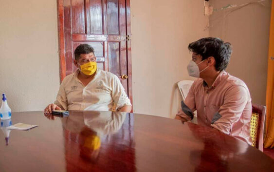 Juan Manuel Polito Lagunes visitó al alcalde de Acayucan