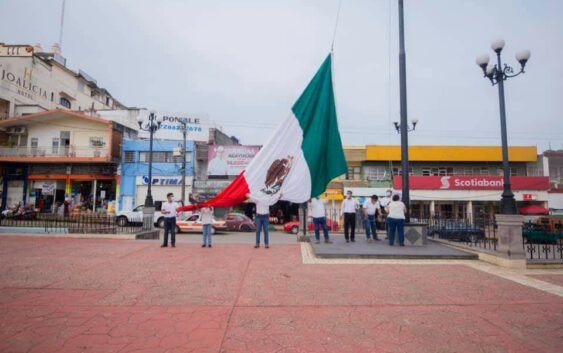 Conmemora aniversario luctuoso del General Álvaro Obregón en Acayucan