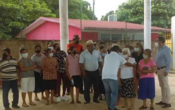 Conservadores se las ingenian para descalificar la Consulta