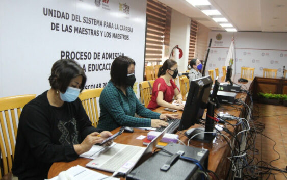 Realiza SEV asignación de mil 696 plazas en educación básica
