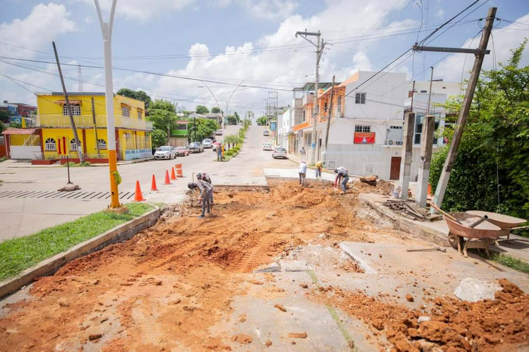Piden a la ciudadanía que transite con cuidado por la calle Guillermo Prieto en el barrio de Cruz Verde debido a trabajos de rehabilitación de concreto hidráulico