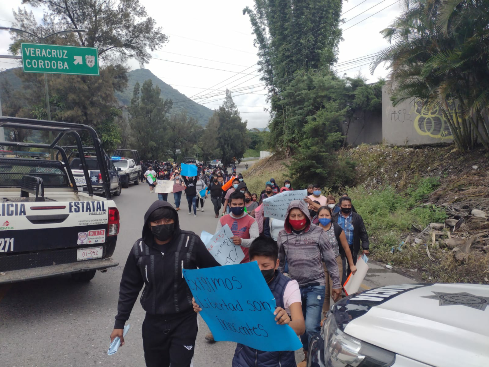 Bloquean la autopista México -Veracruz