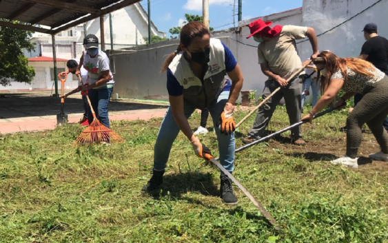 Docentes y padres de familia harán “faena” en escuelas para regreso a clases