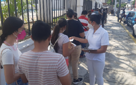Sede Casino Naval la más concurrida en vacunación 18 – 30 de Veracruz puerto