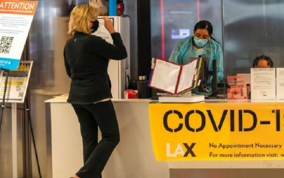 En EU se contagia menor de edad por COVID-19 tras asistir a clases