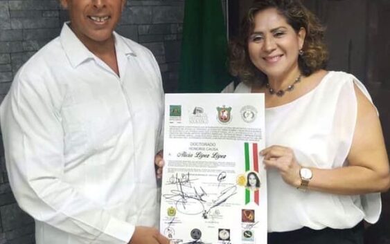 Honoris Causa a Leticia López, 30 años en la abogacía