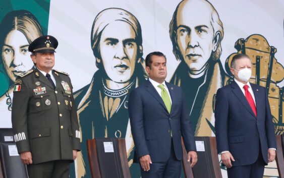 Minatitleco presente en El Grito y en el Desfile Militar por primera vez en la historia.