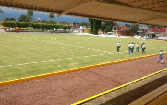 Inauguran campo deportivo en la Unidad Habitacional Palmira***Beneficia a más de cinco mil deportistas***Mariano Escobedo se mantiene en alerta sanitaria por pandemia