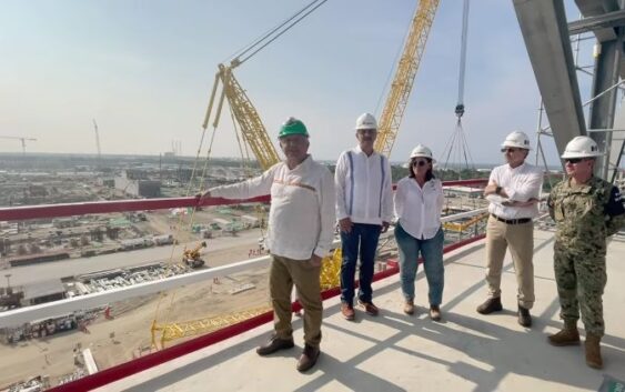 AMLO en Minatitlán Parlamento Veracruz Juan Javier Gómez Cazarín