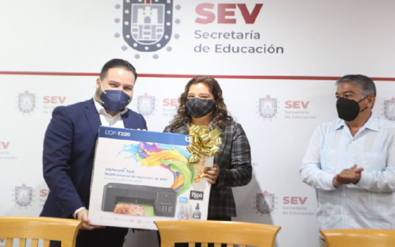 Premian SEV y Nestlé a docentes por inculcar hábitos saludables a estudiantes durante la pandemia