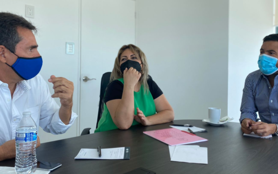 Jaime de la Garza se reúne con AMPI Veracruz