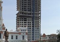 Torre Centro “está toda chueca” en su construcción: Cuitláhuac García