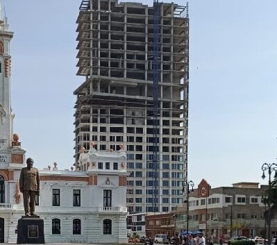 Torre Centro “está toda chueca” en su construcción: Cuitláhuac García