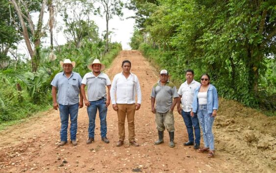 Habitantes de Palma Morena tendrán su camino saca cosecha