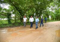 Por iniciar la construcción de camino La Providencia – El Veintisiete en Sayula de Alemán