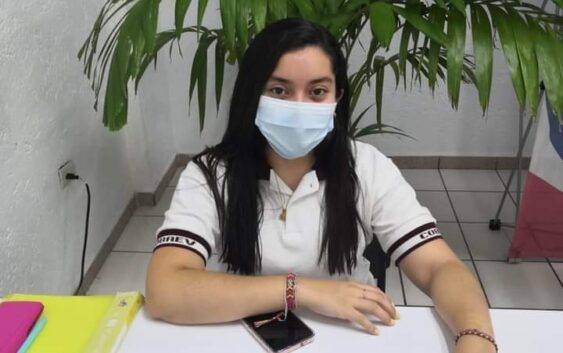 Estudiante del Cobaev 18 en Coatza gana medalla de oro en Olimpiada Estatal de Biología